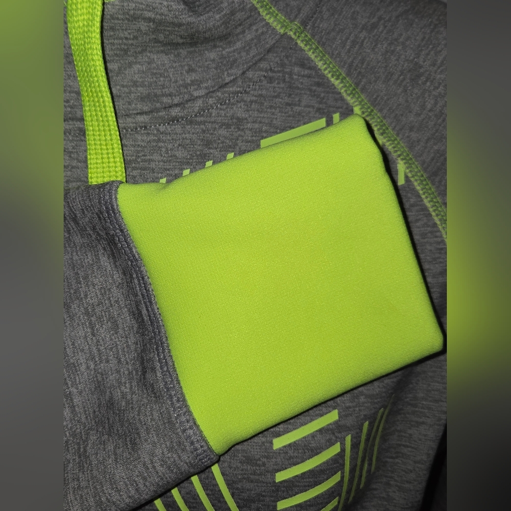 NIKE Therma-Fit Hooded Sweatshirt Gray & VIibrant Yellow Sz Sm - Picture 2 of 7